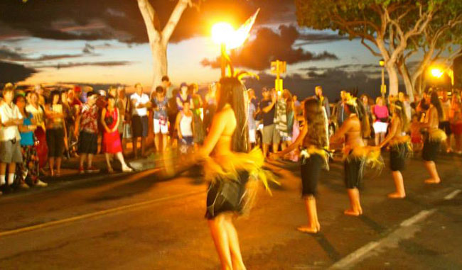 Maui friday town party lahaina